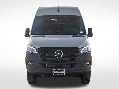 New 2026 Mercedes-Benz Sprinter 2500 image 2