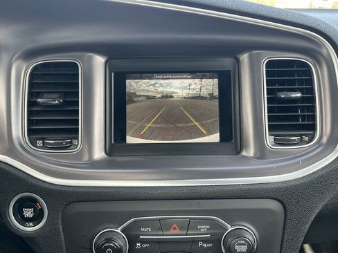 Used 2020 Dodge Charger SXT w/ Leather Interior Group image 3