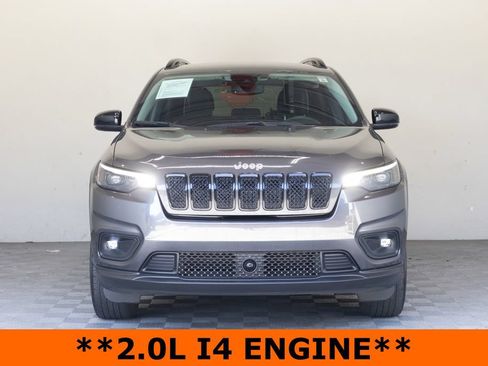 Used 2022 Jeep Cherokee Latitude Lux AWD/4WD image 4