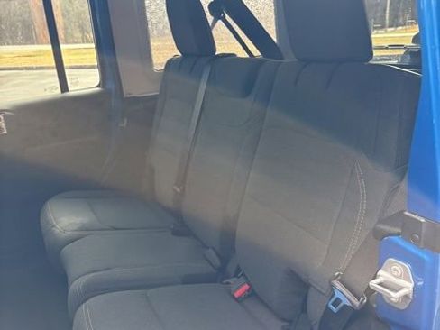 Used 2024 Jeep Wrangler Sahara w/ Safety Group image 19