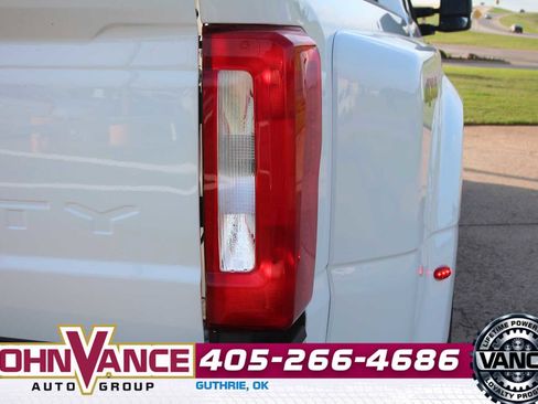 Used 2025 Ford F350 XLT AWD/4WD image 12