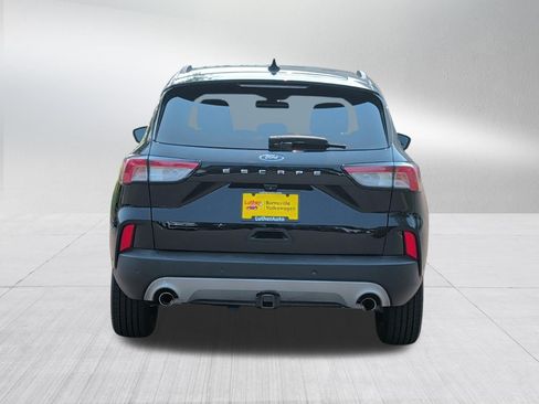 Used 2020 Ford Escape Titanium AWD/4WD image 6