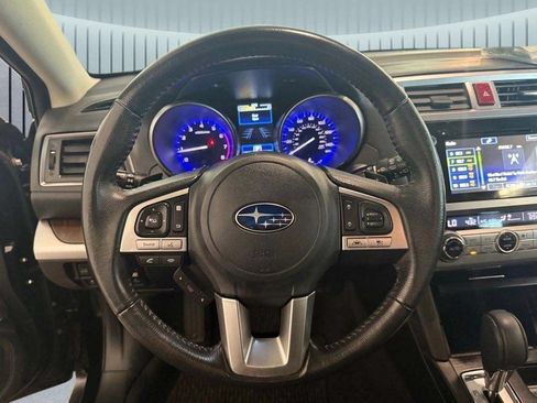 Used 2017 Subaru Outback 2.5i Limited AWD/4WD image 10