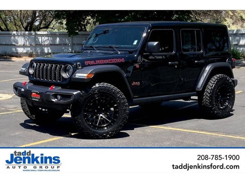 Used 2024 Jeep Wrangler Unlimited Rubicon w/ Technology Group image 1
