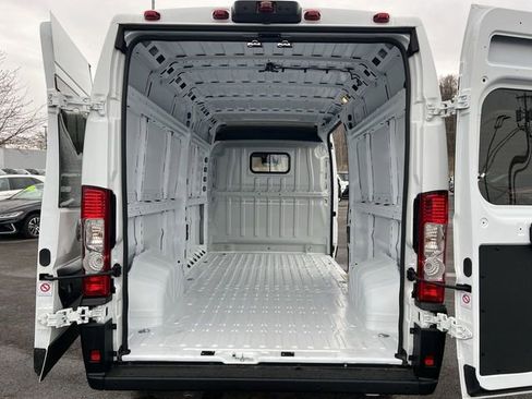 New 2026 RAM ProMaster 2500 w/ Premium Convenience Group image 23