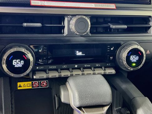 New 2026 Toyota 4Runner Limited AWD/4WD image 26