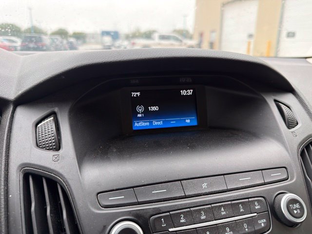 Used 2018 Ford Focus SE FWD image 23