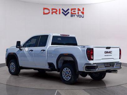 New 2025 GMC Sierra 2500 Pro w/ Convenience Package