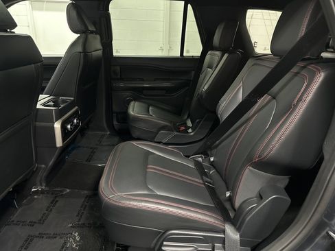 Used 2024 Ford Expedition Limited image 35
