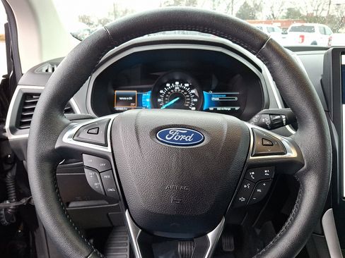 Certified 2022 Ford Edge SEL w/ Convenience Package image 21