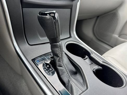 Used 2015 Toyota Camry XLE image 25