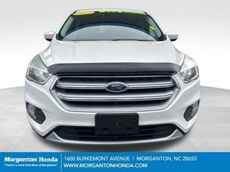 Used 2017 Ford Escape SE video 2