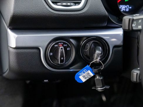 Used 2019 Porsche 718 Boxster image 17