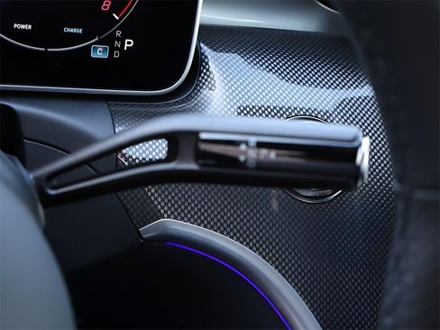 Certified 2025 Mercedes-Benz CLE 300 4MATIC Coupe image 33