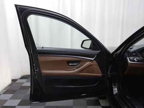 Used 2015 BMW 535i xDrive Sedan AWD/4WD image 4