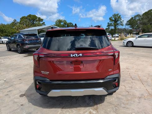 Certified 2025 Kia Seltos S AWD/4WD image 7