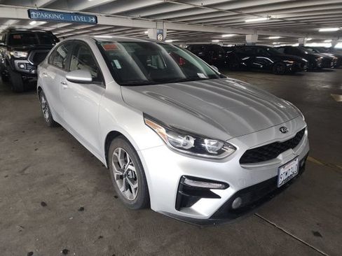 Used 2020 Kia Forte LXS FWD image 1