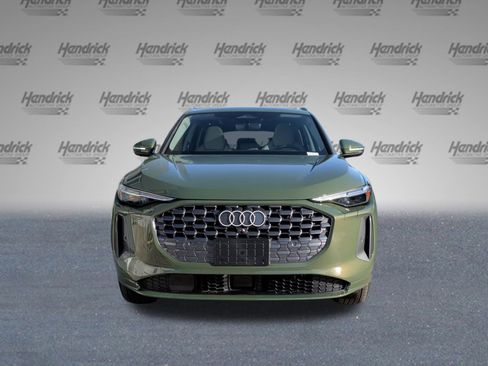 New 2025 Audi Q5 Prestige image 3