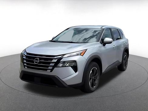 Used 2025 Nissan Rogue SV AWD/4WD image 7