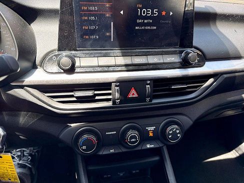 Used 2023 Kia Forte LXS FWD image 15