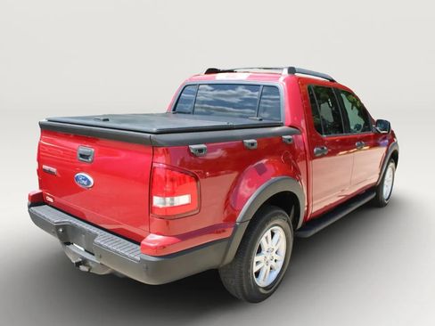 Used 2010 Ford Explorer Sport Trac XLT RWD image 9