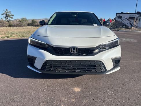 Used 2024 Honda Civic EX-L image 8