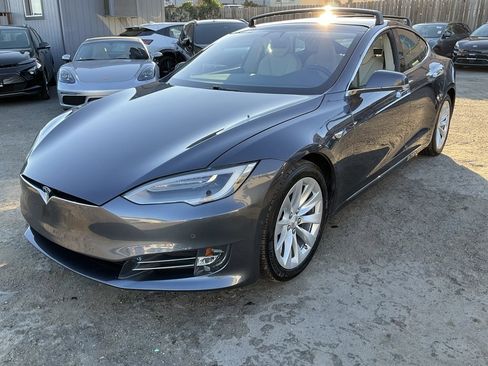 Used 2019 Tesla Model S Long Range image 87
