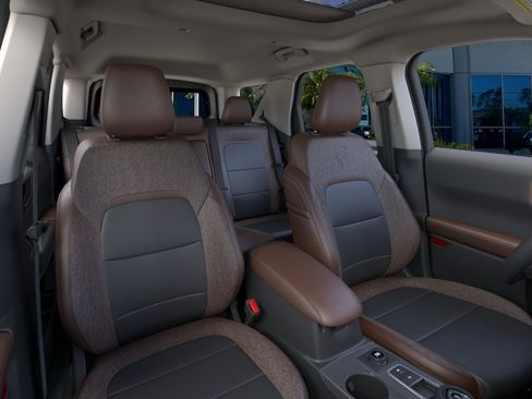 New 2025 Ford Bronco Sport Outer Banks w/ Outer Banks Tech Package+ AWD/4WD image 10