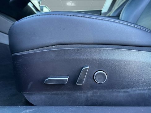 Used 2021 Tesla Model 3 Standard Range Plus image 13