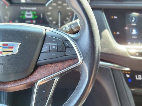 Certified 2023 Cadillac XT5 Premium Luxury image 28