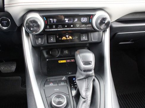 Used 2023 Toyota RAV4 XLE Premium AWD/4WD image 42