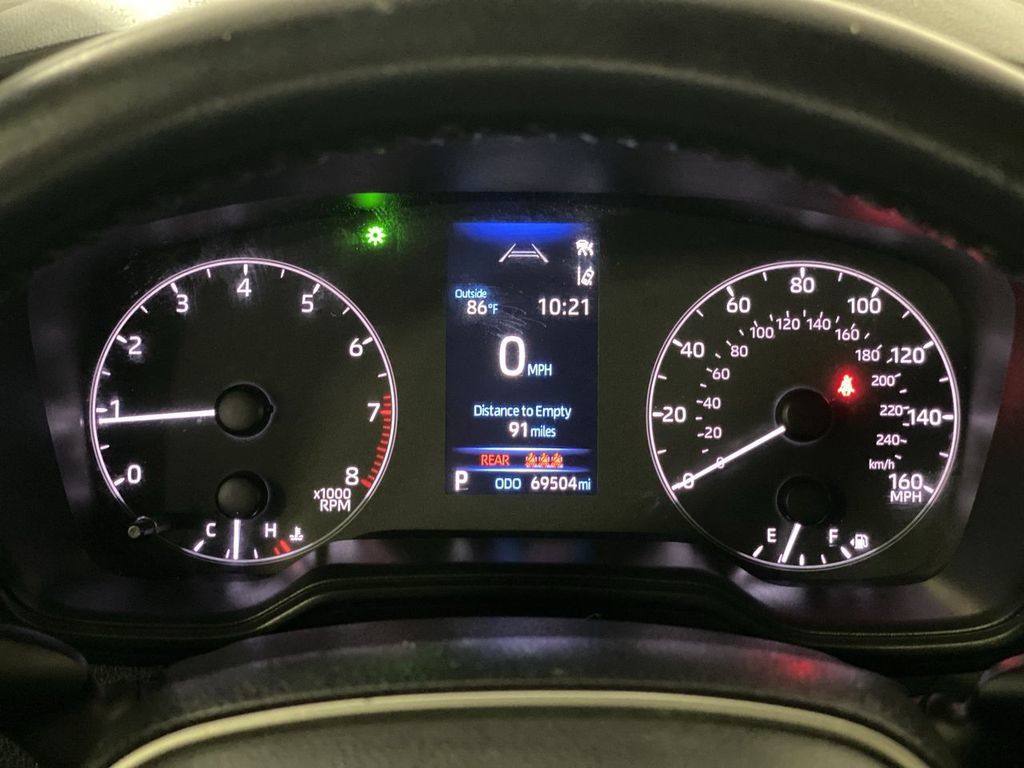 Used 2024 Toyota Corolla SE FWD image 11