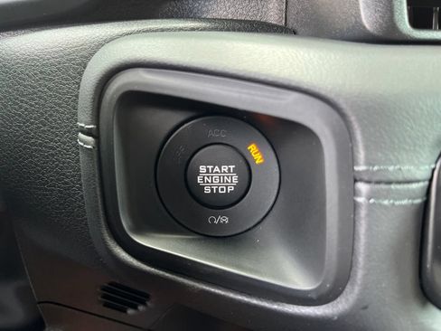 New 2026 Jeep Wrangler Unlimited Sahara AWD/4WD image 32
