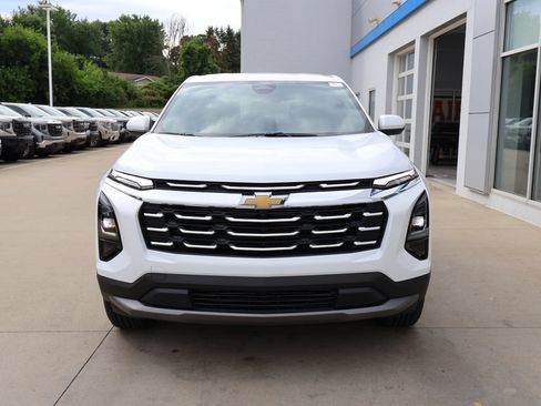 New 2027 Chevrolet Equinox LT w/ Convenience Package II AWD/4WD image 5