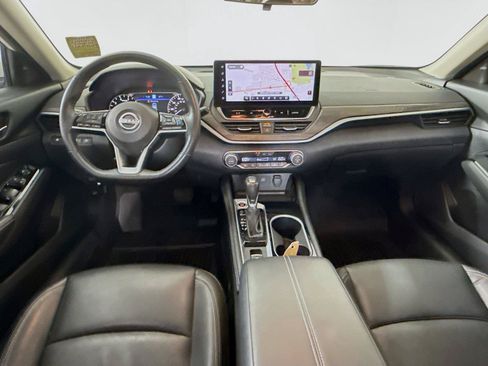 Used 2024 Nissan Altima 2.5 SL FWD image 32
