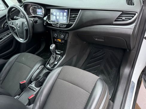 Used 2021 Buick Encore Preferred image 15