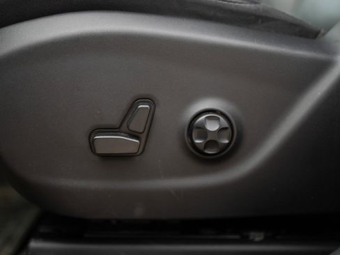 Used 2021 Jeep Cherokee Latitude Lux 80th Anniv w/ Quick Order Package 26U 80TH image 18