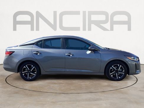 Used 2024 Nissan Sentra SV image 15