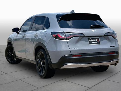 Used 2023 Honda HR-V Sport image 12