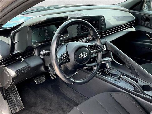 Used 2025 Hyundai Elantra Sport w/ Cargo Package FWD image 14