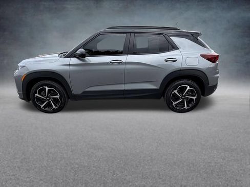 Used 2023 Chevrolet TrailBlazer RS AWD/4WD image 2