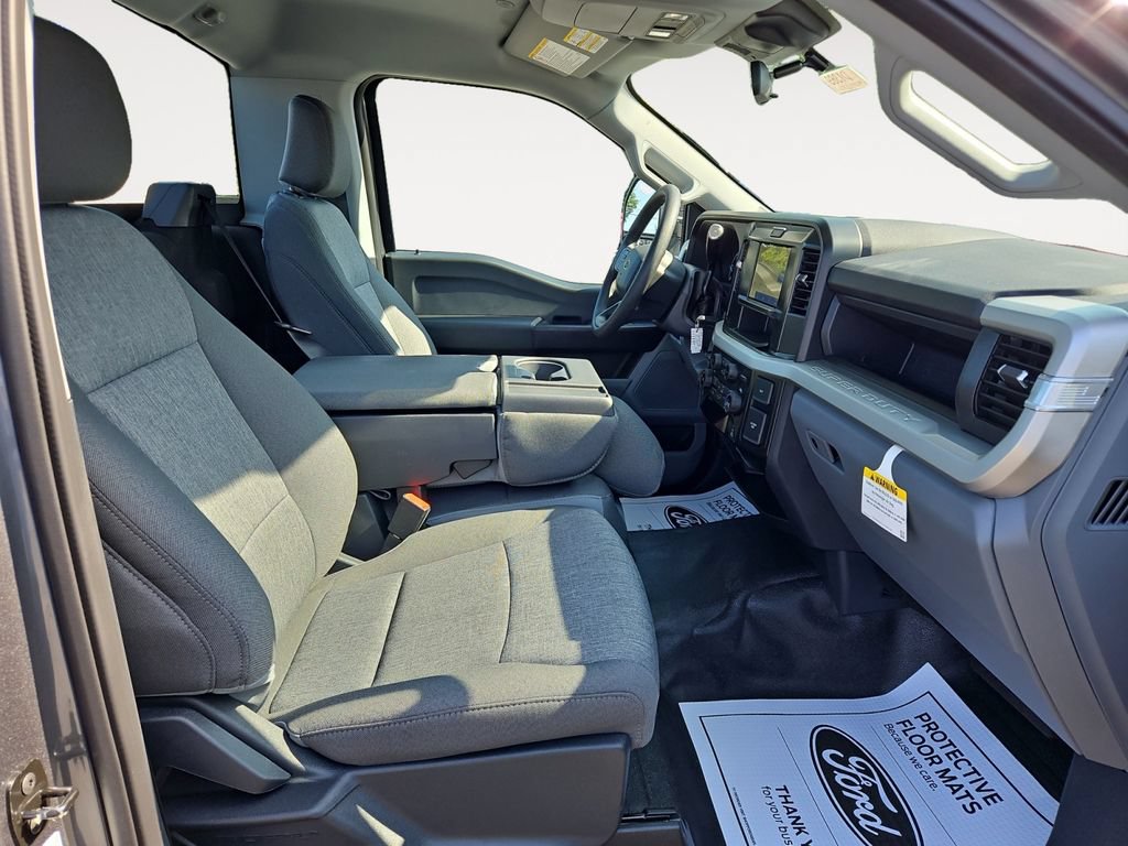 New 2025 Ford F350 XL w/ 360-Degree Camera Package RWD image 15