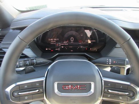 New 2026 GMC Acadia Elevation w/ Black Edition AWD/4WD image 18