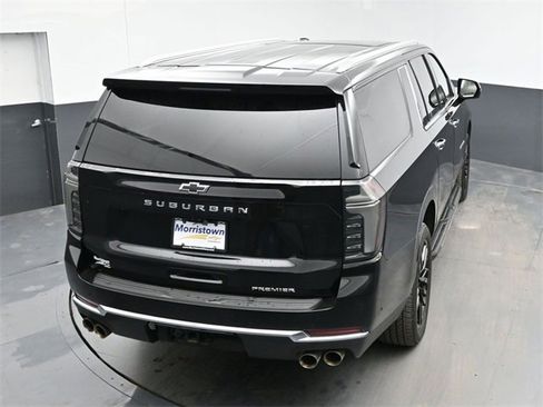 Used 2025 Chevrolet Suburban Premier image 42