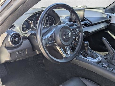 Used 2023 MAZDA MX-5 Miata Grand Touring RWD image 10