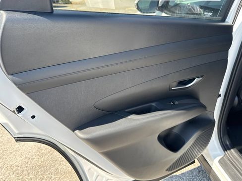 New 2026 Hyundai Tucson SEL FWD image 13