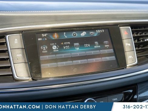 Used 2018 Buick Enclave Premium image 9