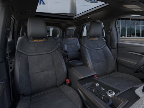 New 2026 Ford Explorer Tremor w/ Tremor Ultimate Package AWD/4WD image 32
