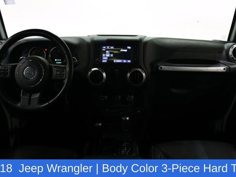 Used 2018 Jeep Wrangler Unlimited Rubicon w/ Cold Weather Group AWD/4WD image 10