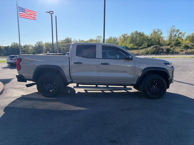 Used 2024 Chevrolet Colorado Trail Boss w/ Technology Package AWD/4WD image 6